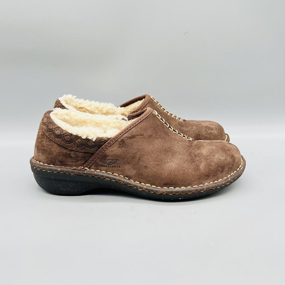 UGG Shoes Womens 8 Brown Suede Bettey Shearling Lined Clog Slippers Comfort Cozy